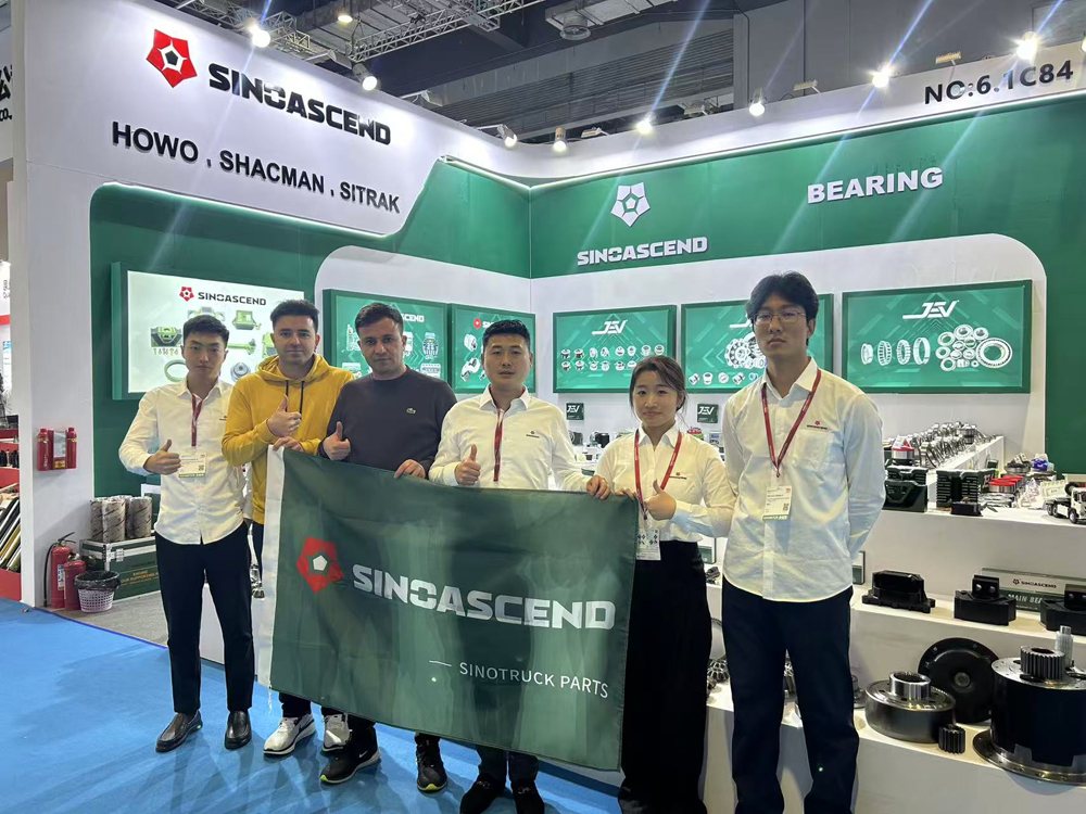 The Path of Precision Begins at The Slightest Detail: SINOASCEND Company Rigorously Inspects Truck Axle Gears on Site