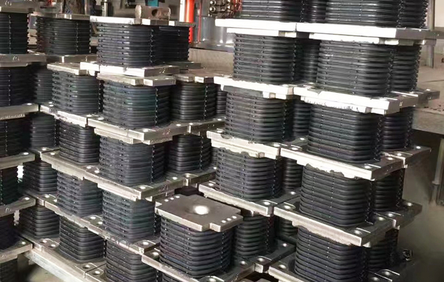 gm heavy duty truck parts production equipment